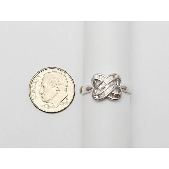 Unique 18K White Gold Designer Baguette Cut Diamond Interlocking Ring - Size 7 - Picture 14 of 16